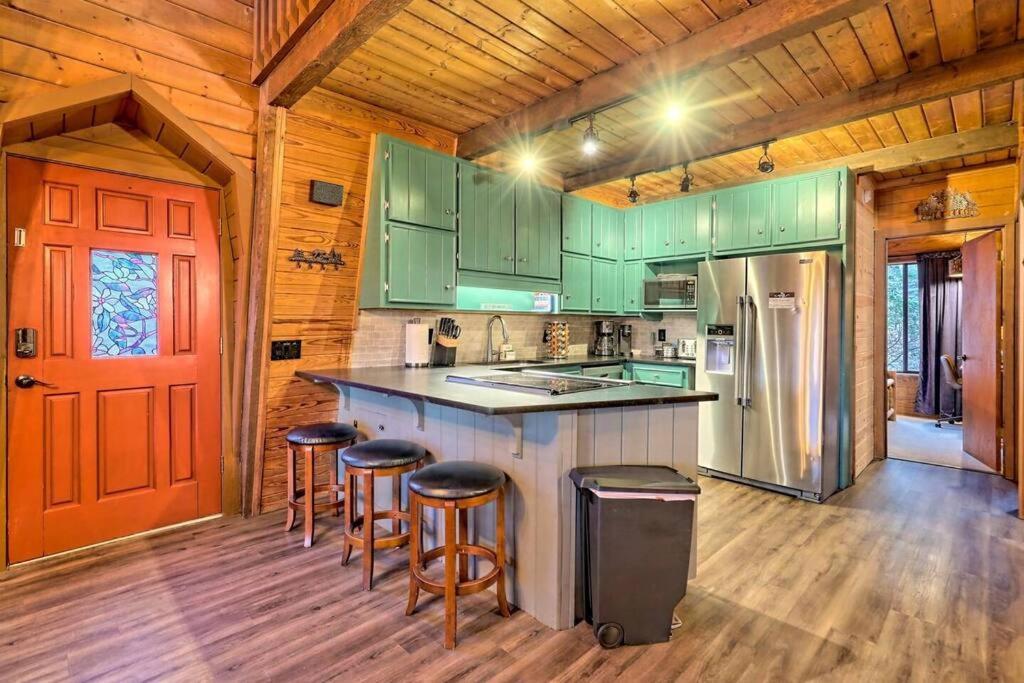 Near Downtown Helen - Hottub, Sauna, Game Room, Fire Pit Exteriör bild